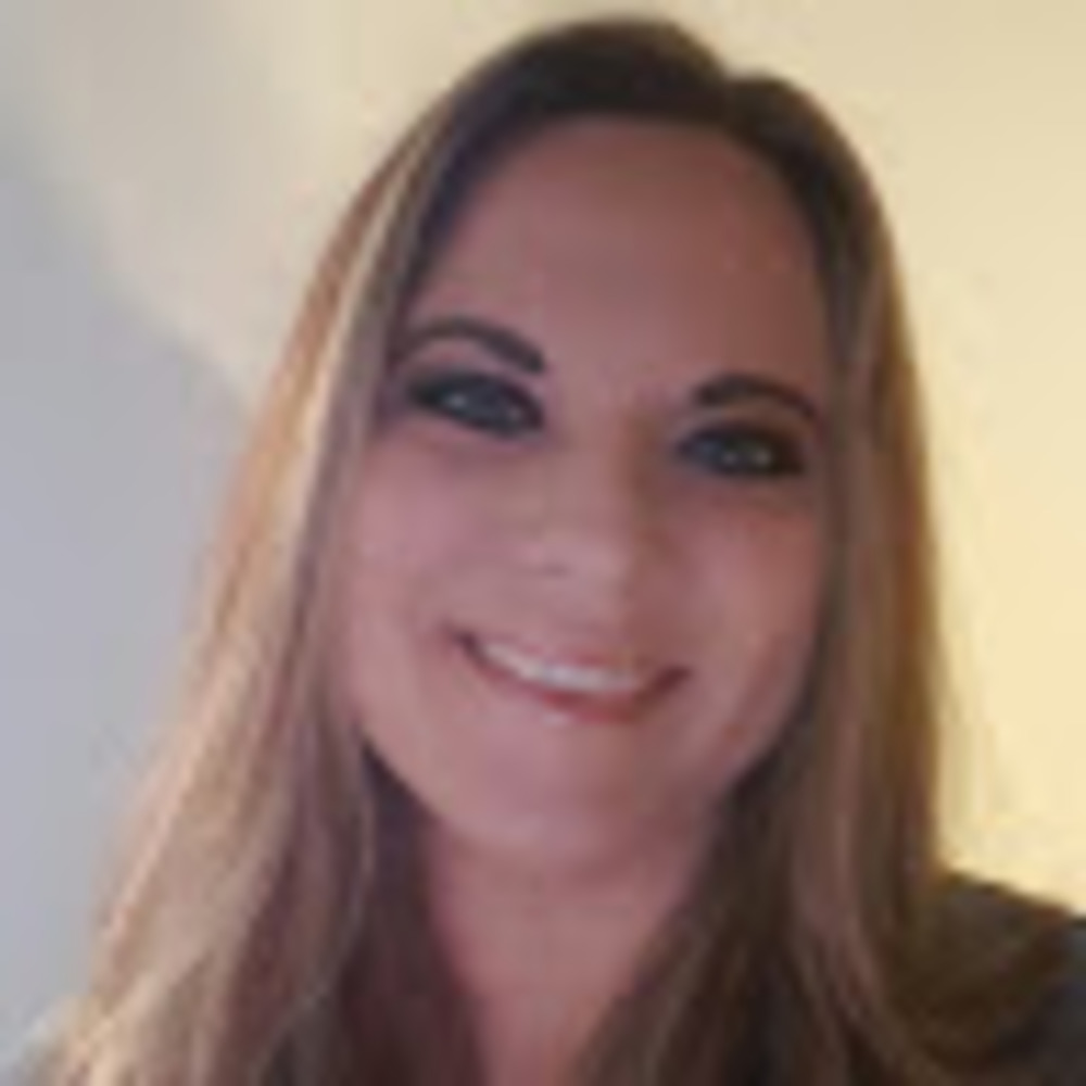 Meet your Posher, Stacy
